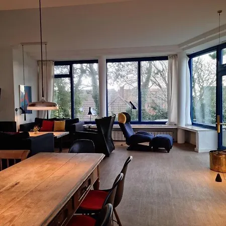 The Blue House Modern Retreat