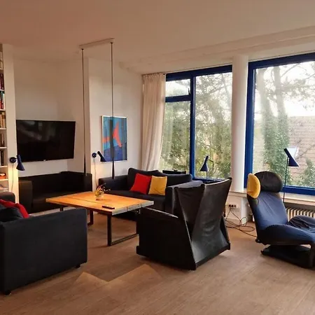 Dom wakacyjny The Blue House Modern Retreat